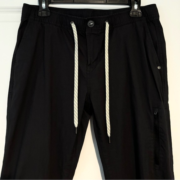 Vuori Charcoal Women’s Pants - Picture 2 of 6